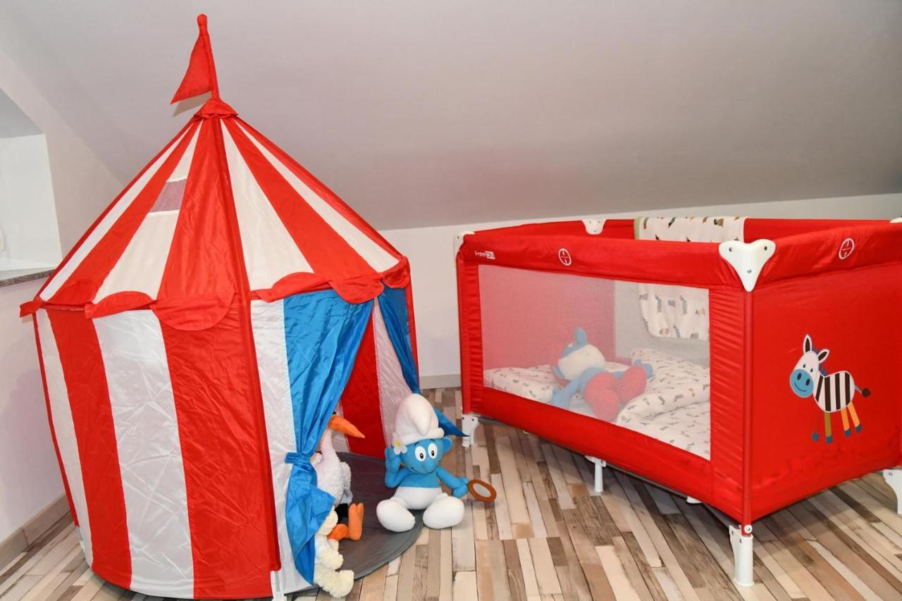 Holiday House Vikend Polzela المظهر الخارجي الصورة